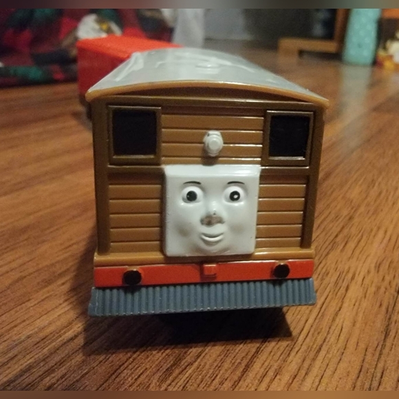 Thomas & Friends Trackmaster Talking Toby Train Engine - Picture 1 of 4
